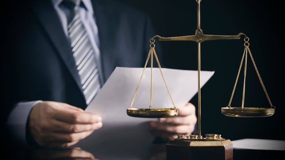 אתם עומדים לקבל ירושה? 4 שאלות שחשוב לשאול עו"ד צוואות וירושות